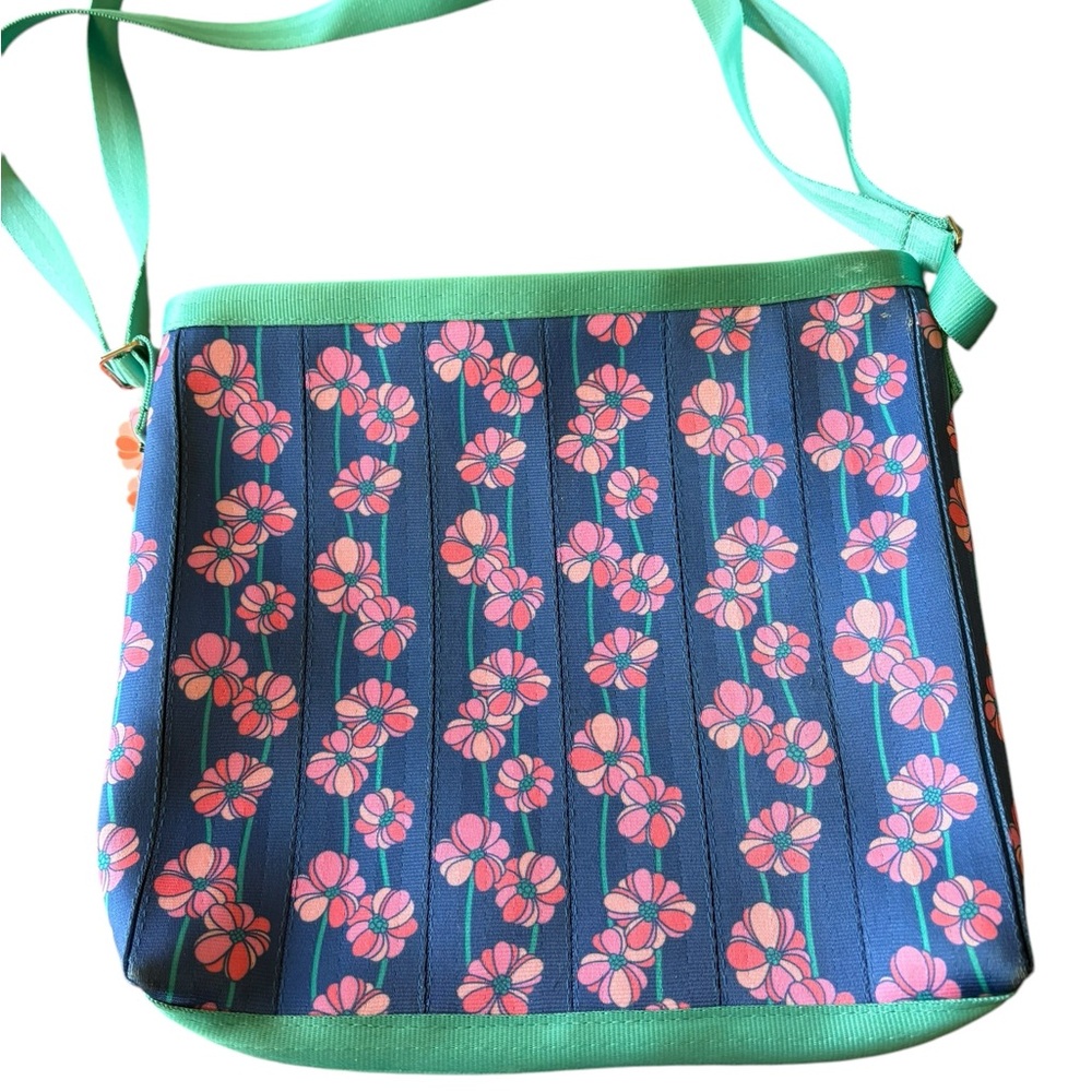 Blue and Green Floral Shoulder Bag with Eye-Catching Design